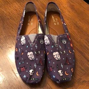 Harry Potter slip on shoes.